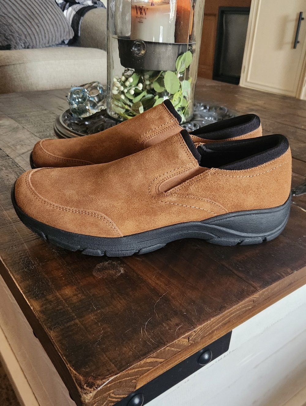 New! Land's End Brown Suede Slip-on Loafers Women's Size 11.